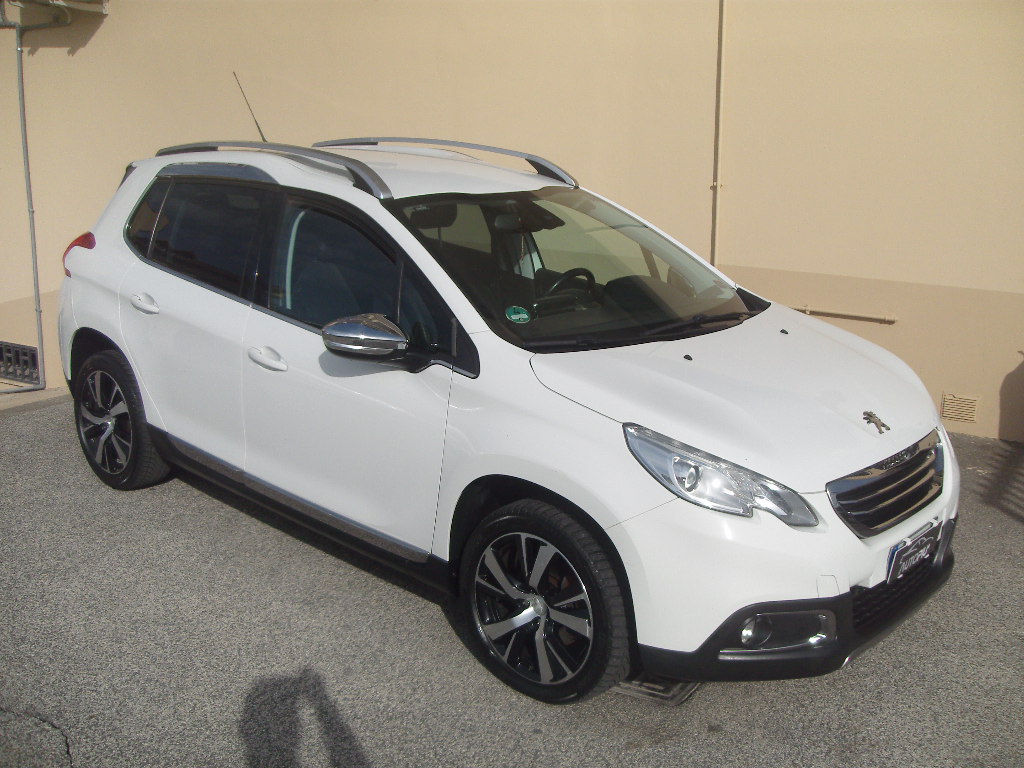 PEUGEOT 2008 1.6 HDI ALLURE